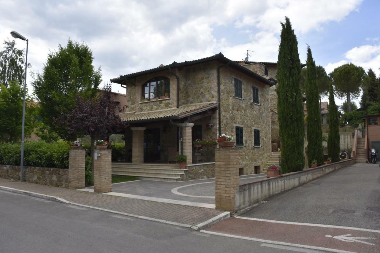 فيلا La Torre House San Quirico dʼOrcia المظهر الخارجي الصورة